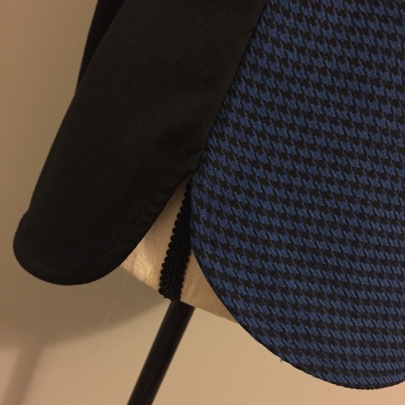 THE LIMITED Houndstooth Print Short Sleeve Top - Picture 5 of 6